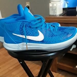 Kobe AD PE Demar Derozan